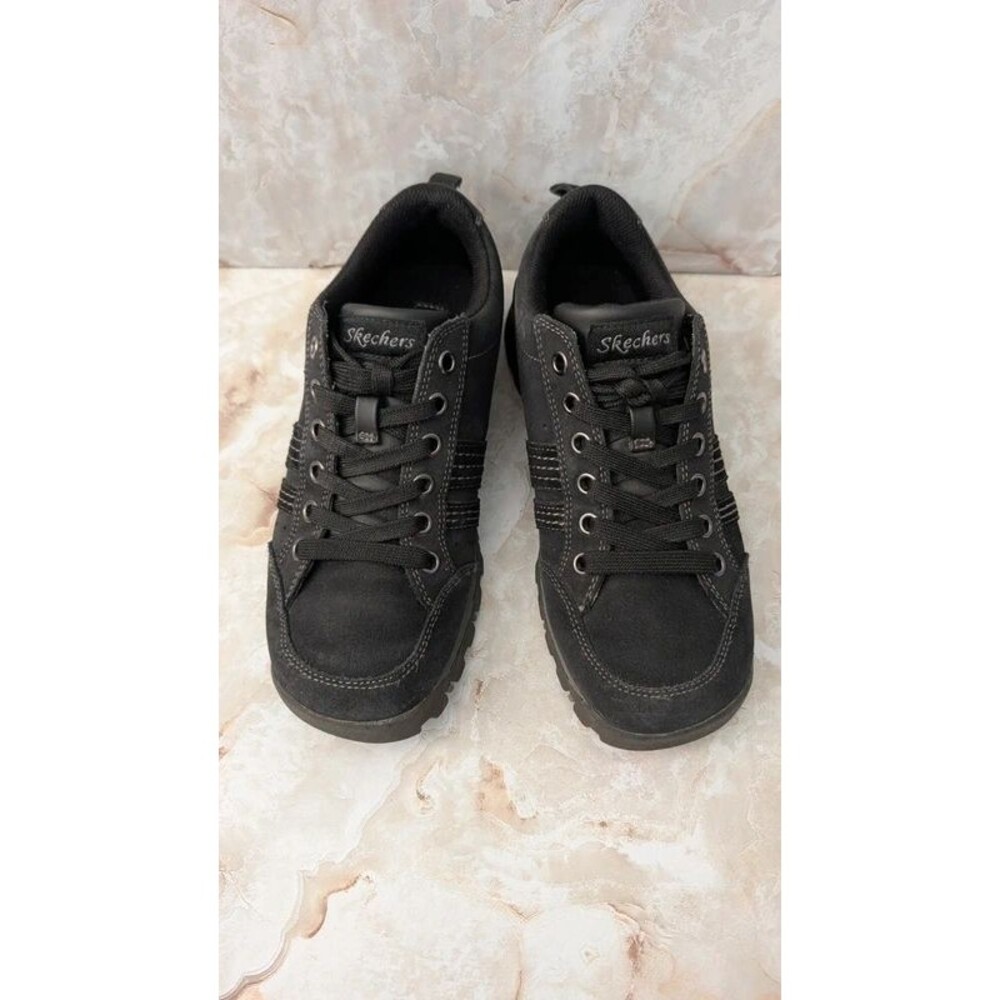 Skechers Woman's sneakers Sz 6